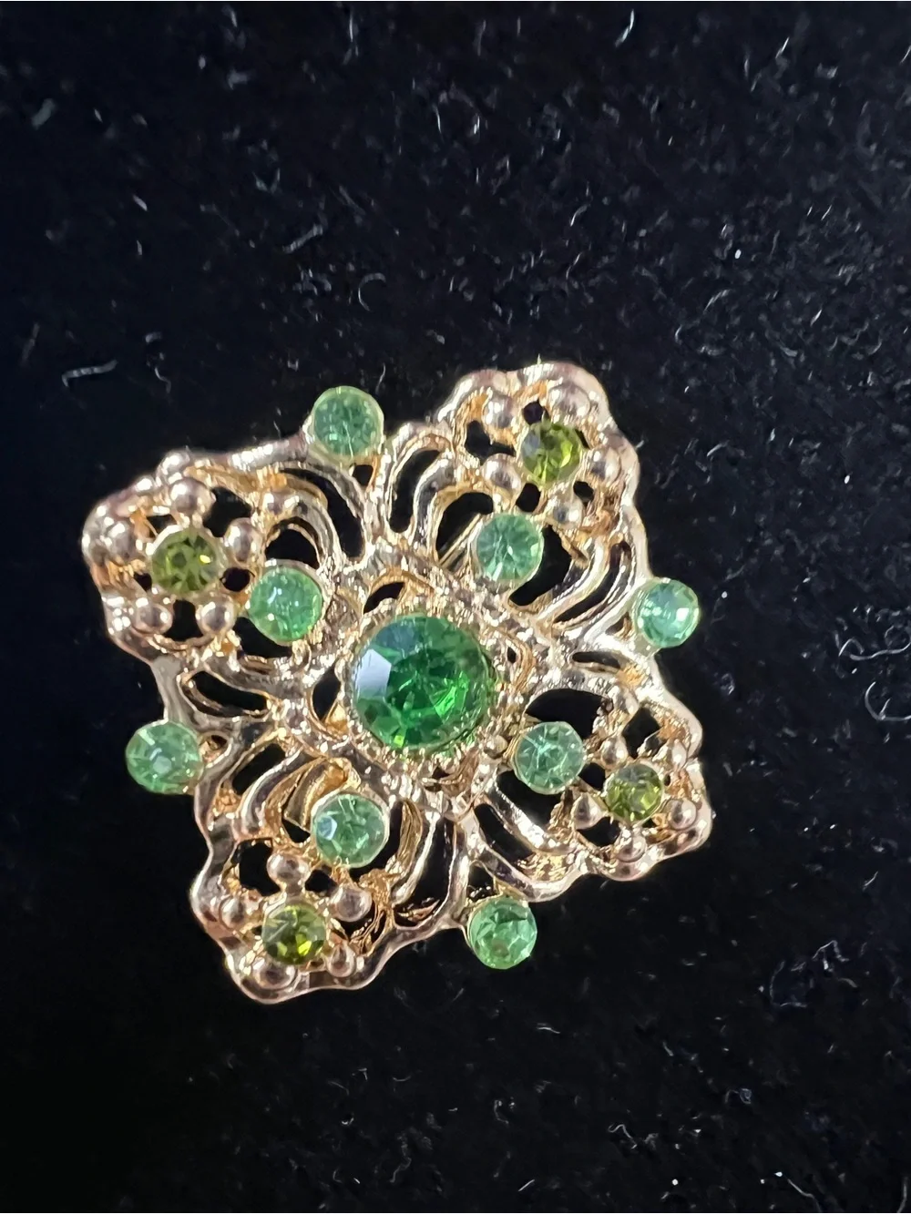 Vintage Brooch Lot -7 in total